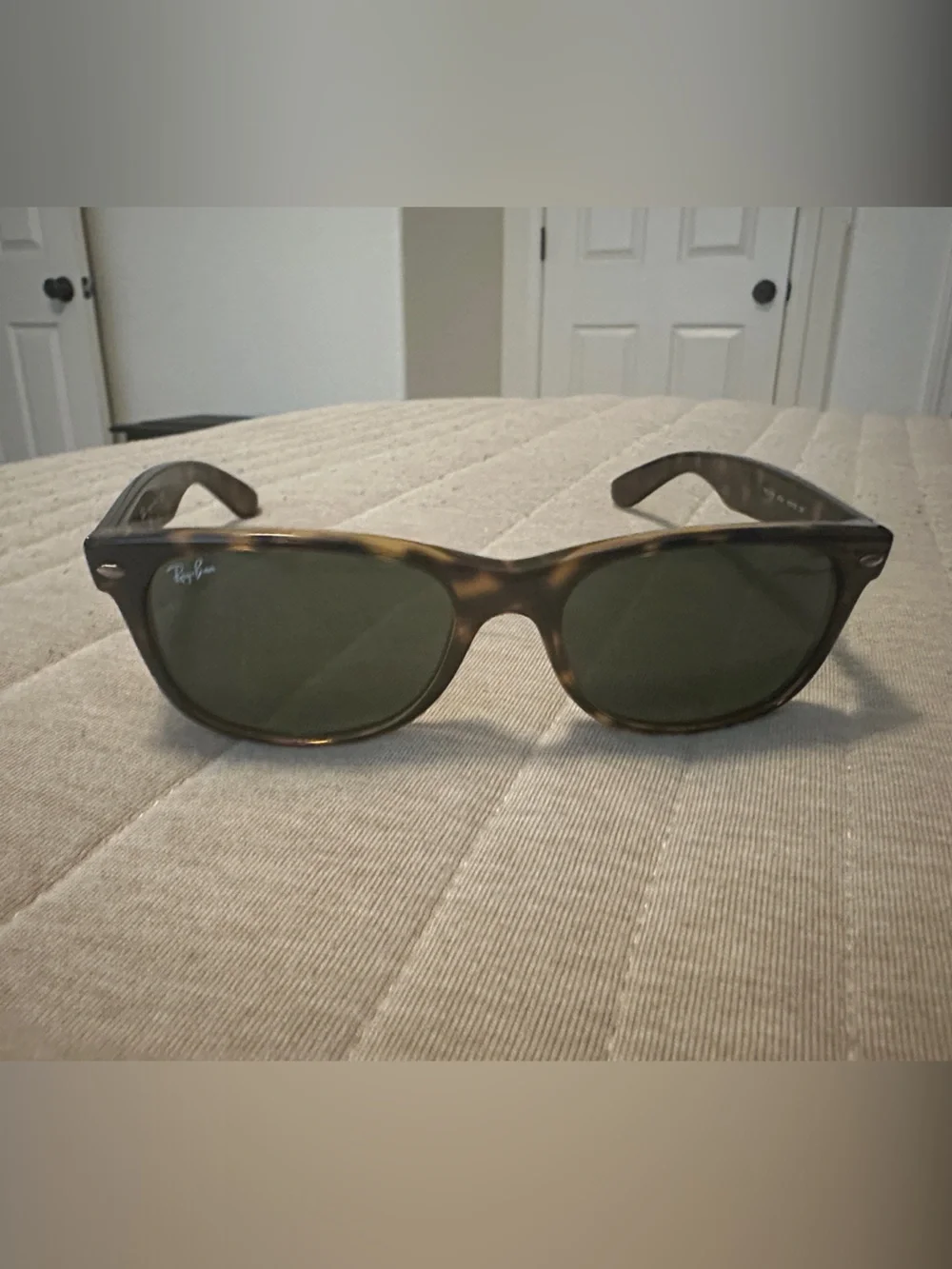 Ray-Ban classic ray